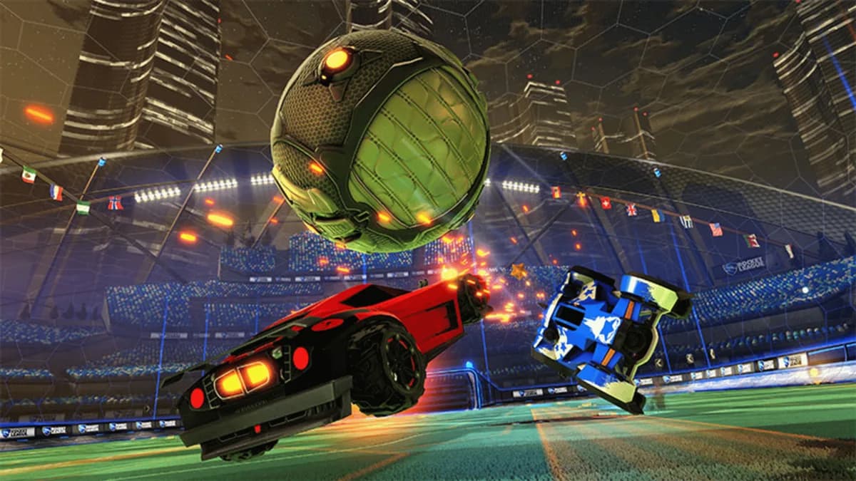 Dos coches de Rocket League saltando hacia el balón gigante en pleno partido